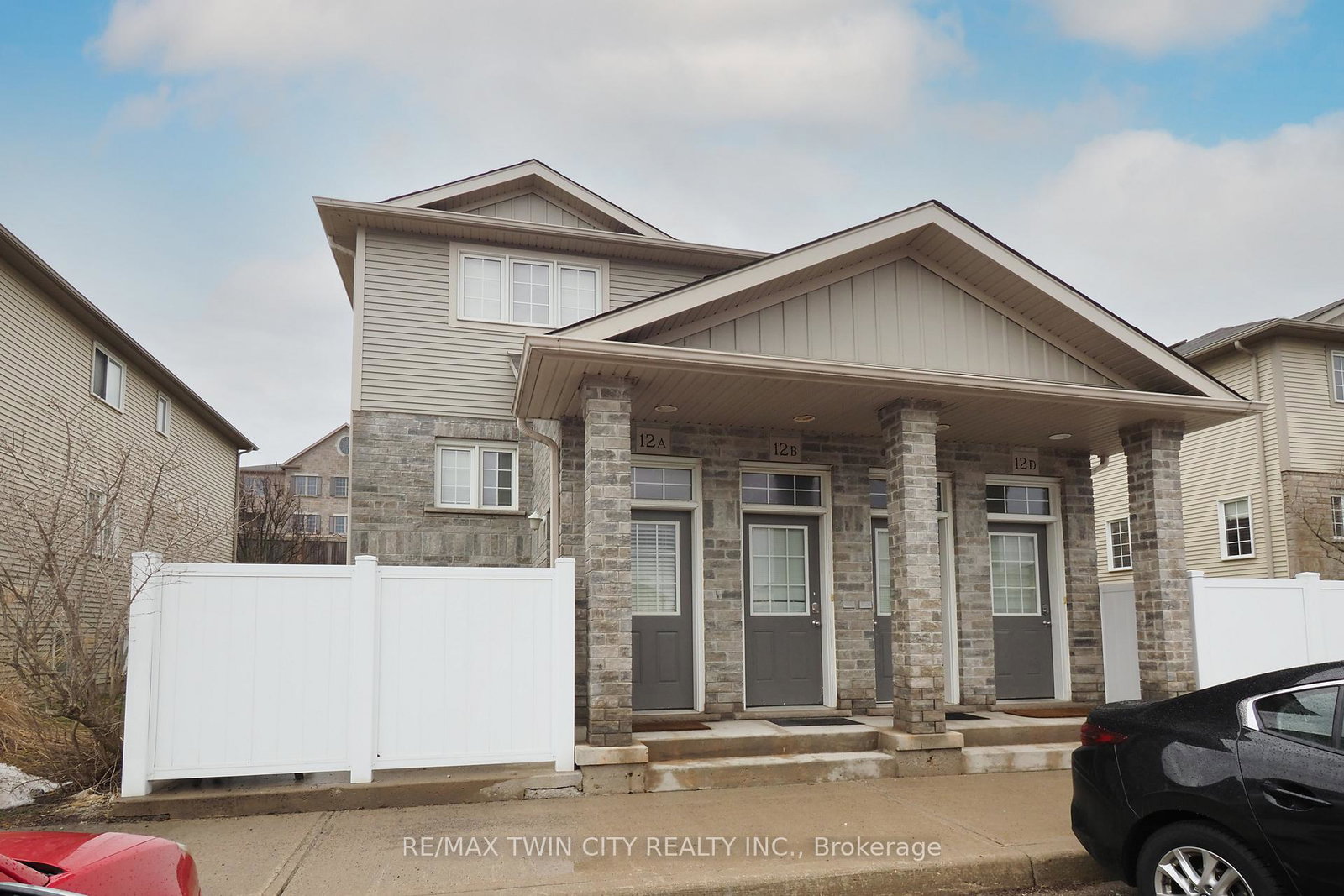 240-westmeadow-drive-kitchener-ontario-x12919288