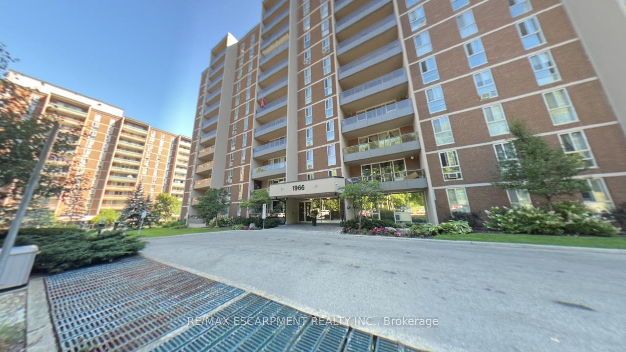 1966-main-street-w-hamilton-ontario-x12919396