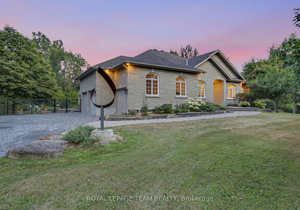 6196-elkwood-drive-ottawa-ontario-x12919628