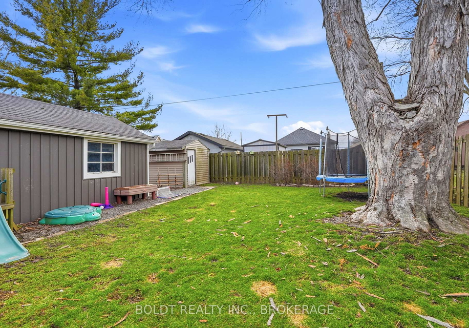 249-mcalpine-avenue-s-welland-ontario-x12919848
