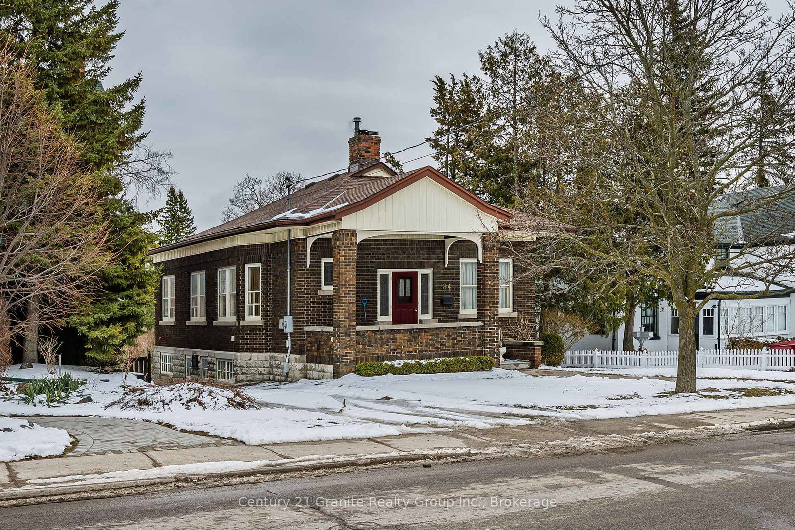84-cambridge-street-n-kawartha-lakes-ontario-x12920014