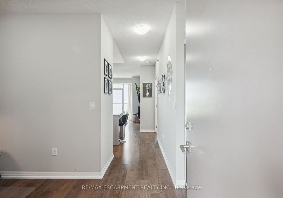 560-north-service-road-grimsby-ontario-x12920082