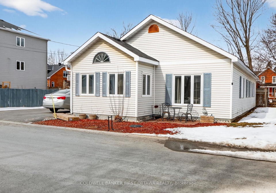 133-antrim-street-carleton-place-ontario-x12920748