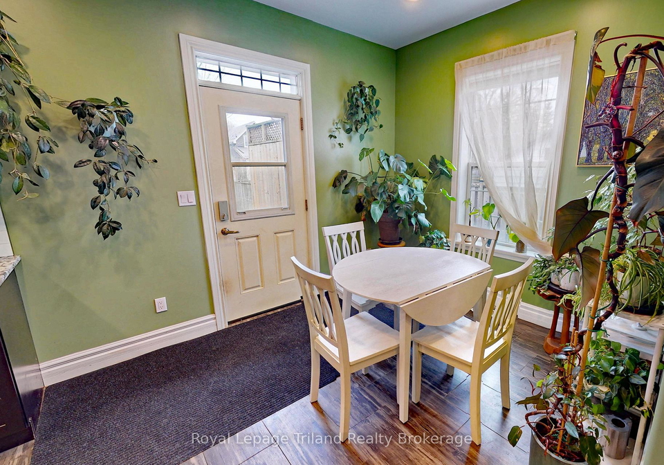 64-huron-street-woodstock-ontario-x12920876