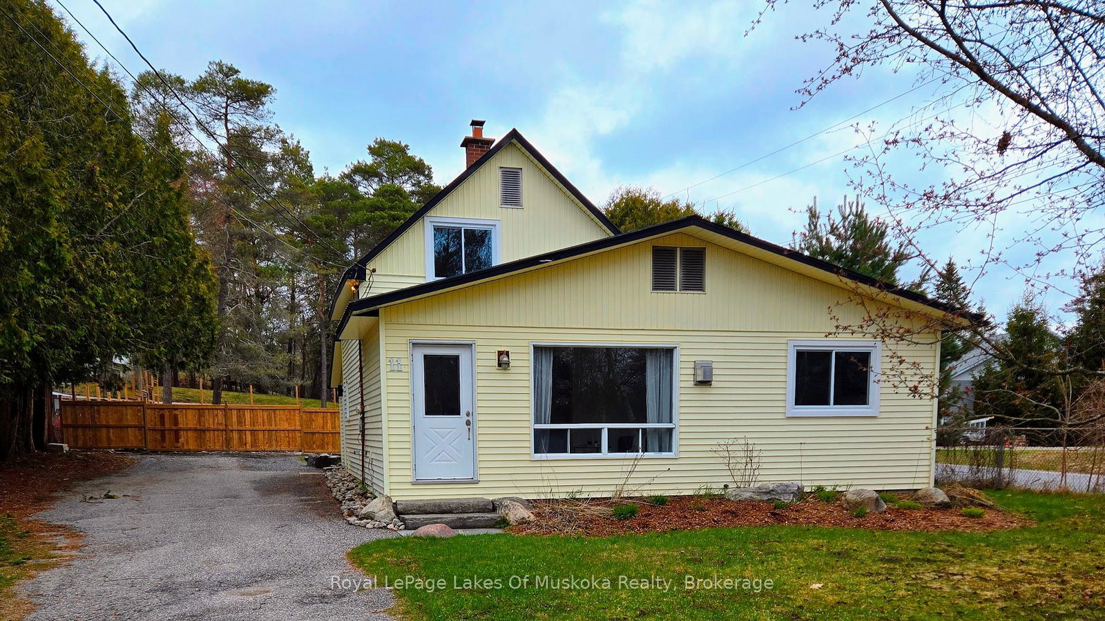 11-silver-street-huntsville-ontario-x12920916