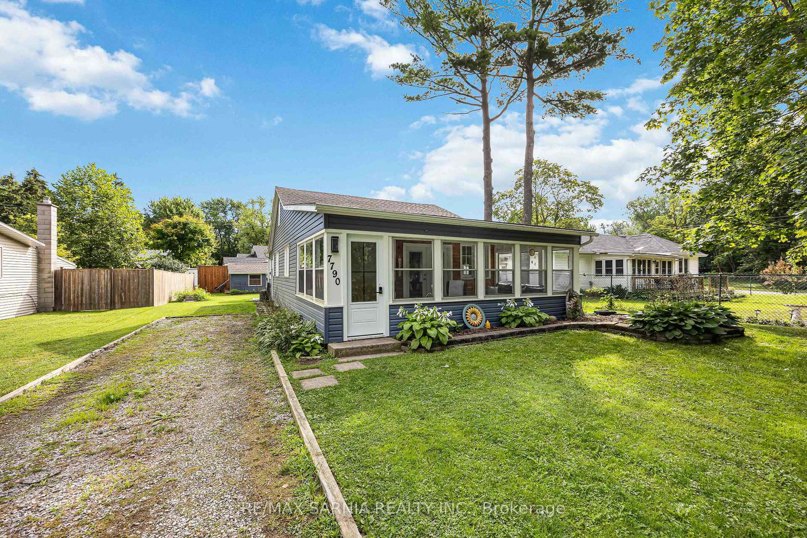 7790-gallie-street-plympton-wyoming-ontario-x12921430
