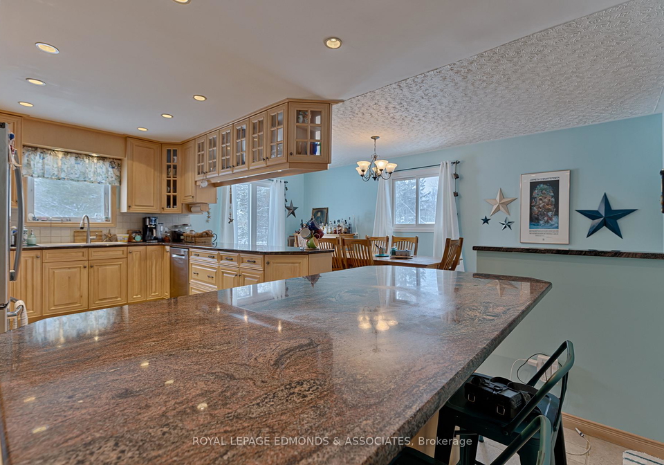 196-golf-course-road-laurentian-valley-ontario-x12921932