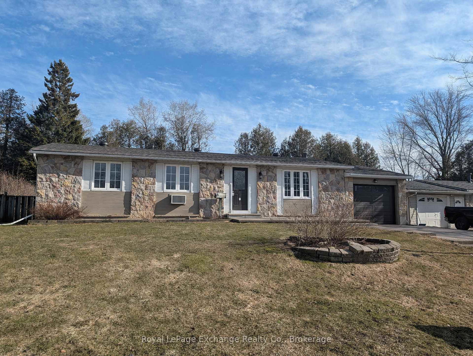 24-inverness-street-n-kincardine-ontario-x12922066