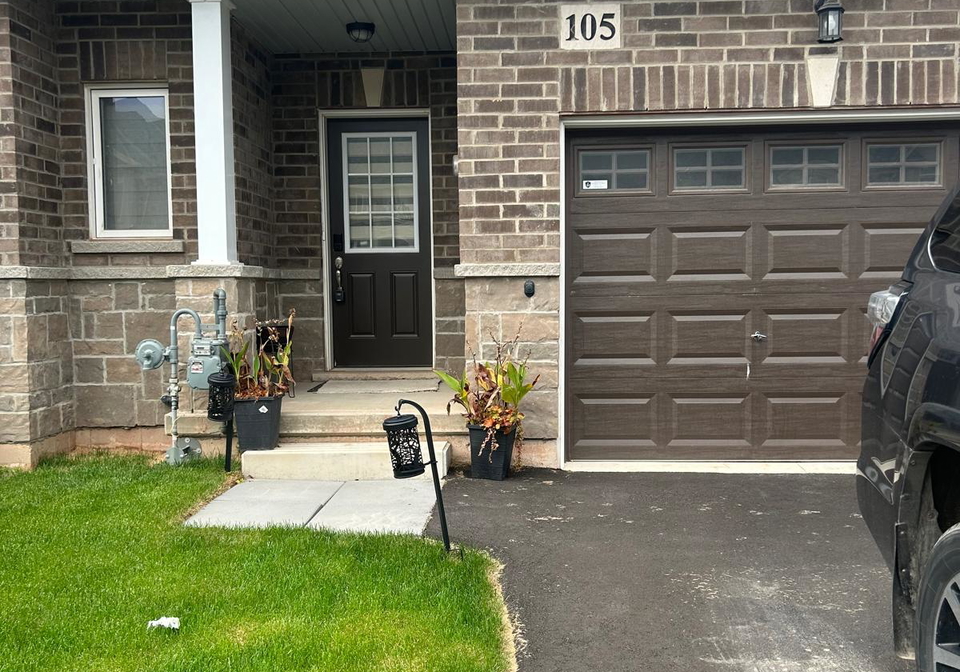 105-pinot-crescent-hamilton-ontario-x12922196
