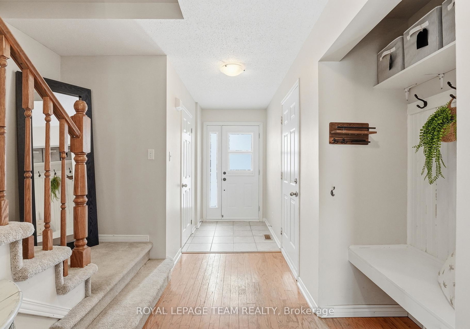 11-furlong-crescent-kanata-ontario-x12922384