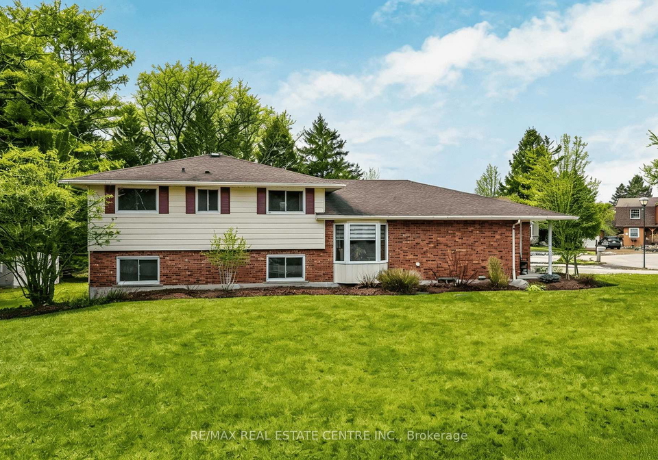 9-cloverdale-crescent-wilmot-ontario-x12922432