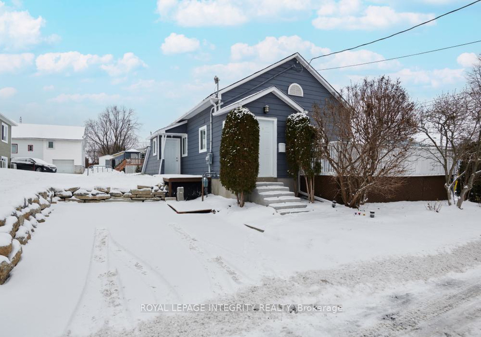 75-st-george-street-e-north-glengarry-ontario-x12922560