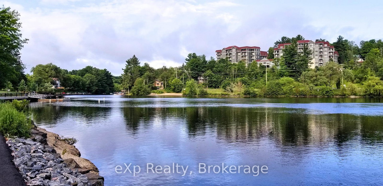 10-kimberley-avenue-bracebridge-ontario-x12922594