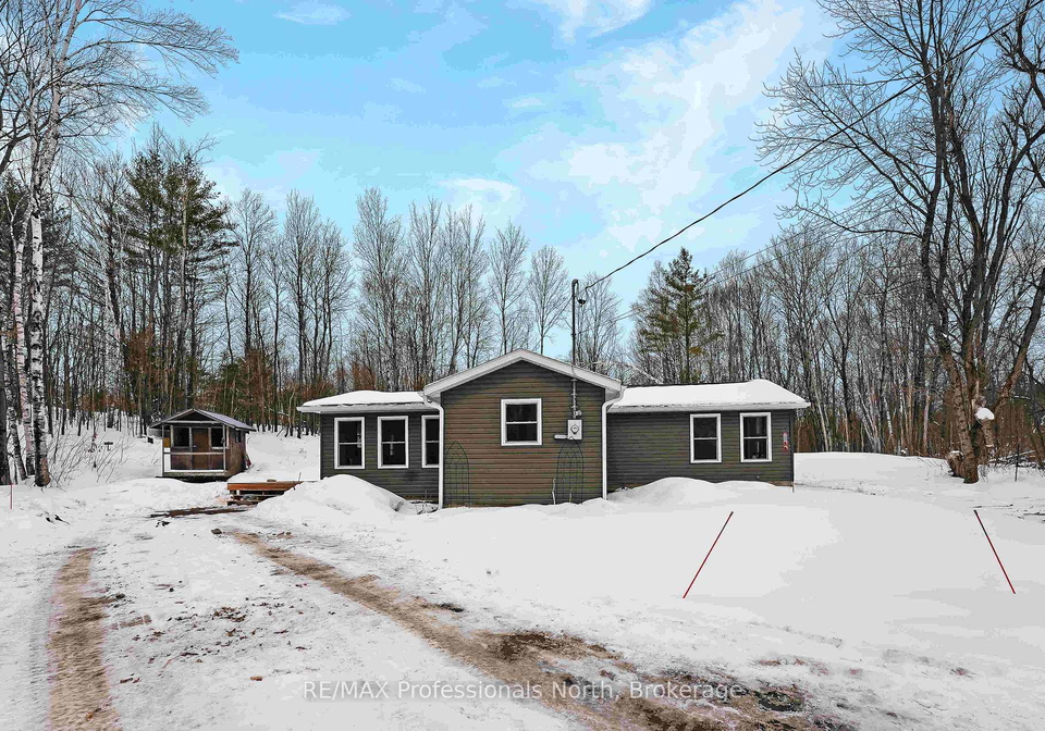 1627-old-donald-road-dysart-et-al-ontario-x12922702