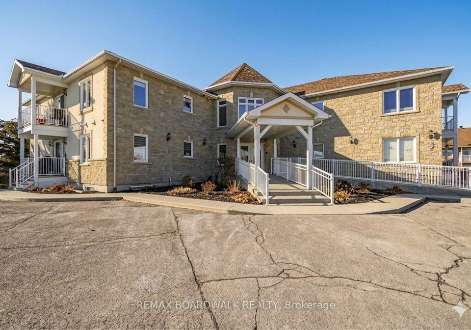 32-de-la-croisee-street-russell-ontario-x12923130