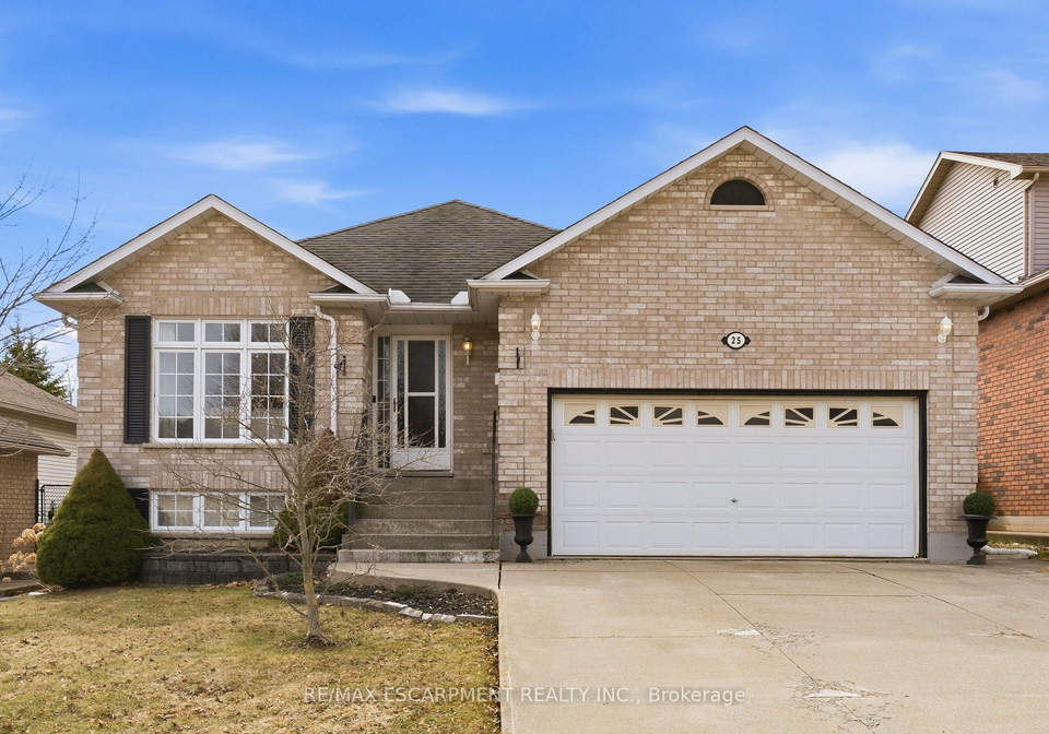25-linington-trail-hamilton-ontario-x12923216