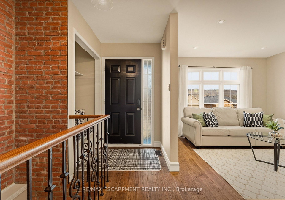 25-linington-trail-hamilton-ontario-x12923216