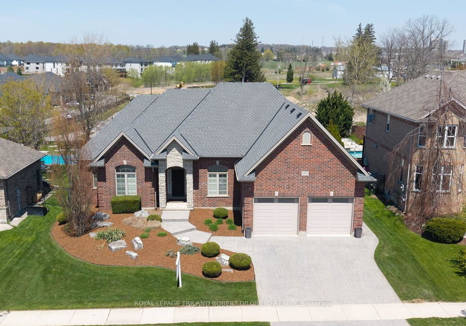 6968-clayton-walk-london-south-ontario-x12923354
