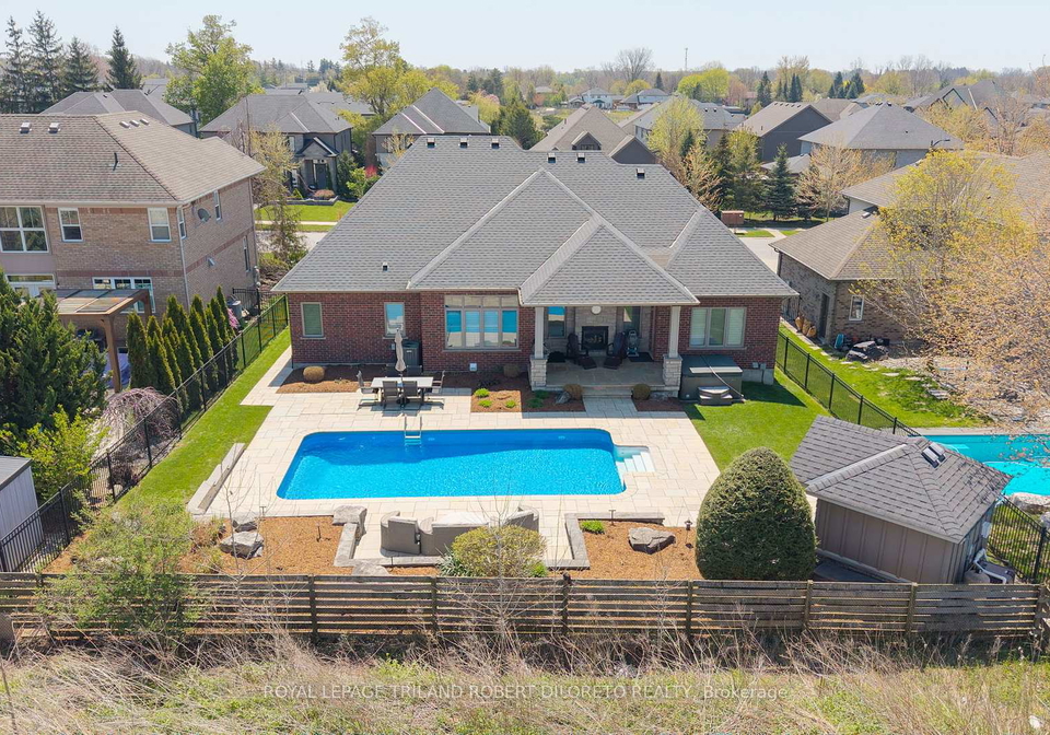 6968-clayton-walk-london-south-ontario-x12923354