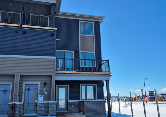 316-parnian-private-ottawa-ontario-x12923514
