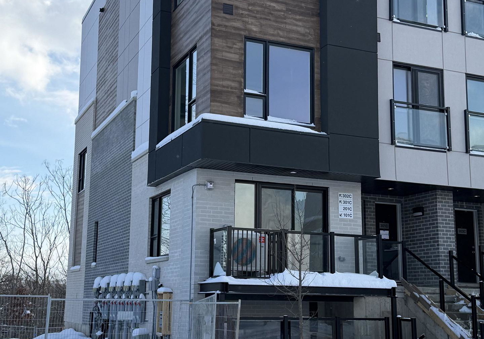 16-melbourne-avenue-st-catharines-ontario-x12923572
