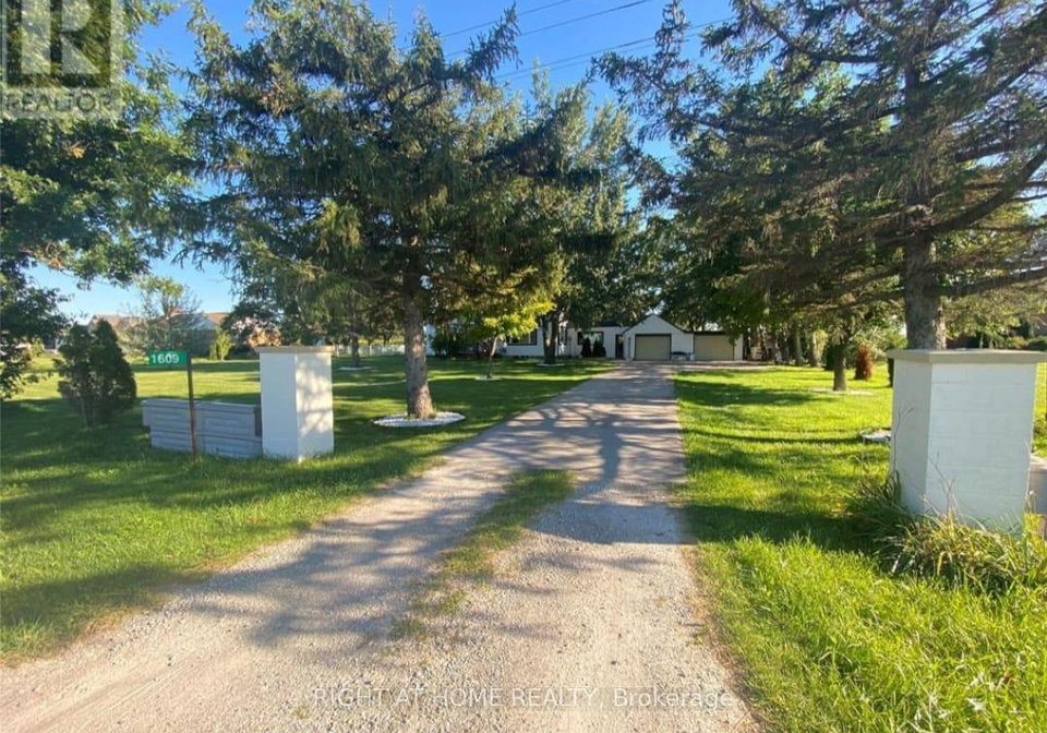 1609-county-road-46-lakeshore-ontario-x12923730