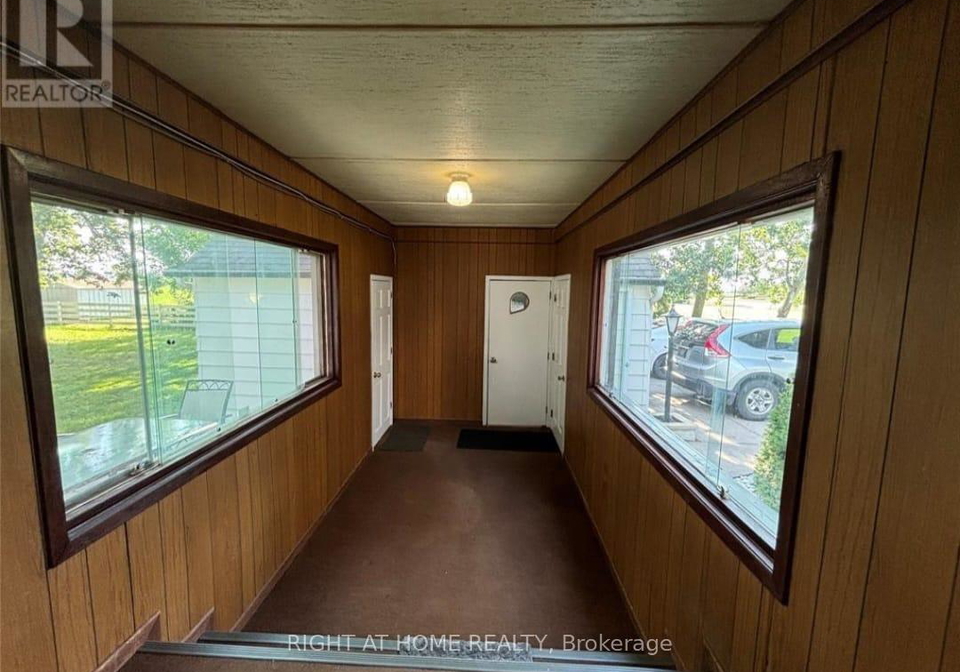1609-county-road-46-lakeshore-ontario-x12923730
