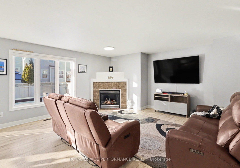 333-timbertrail-terrace-ottawa-ontario-x12923914