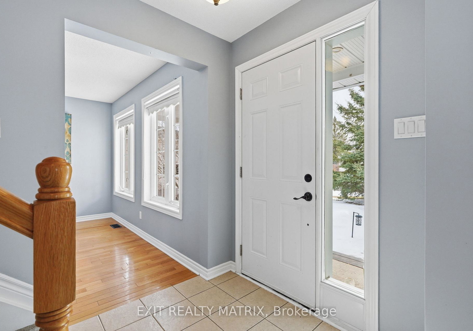 563-loucks-drive-russell-ontario-x12923998