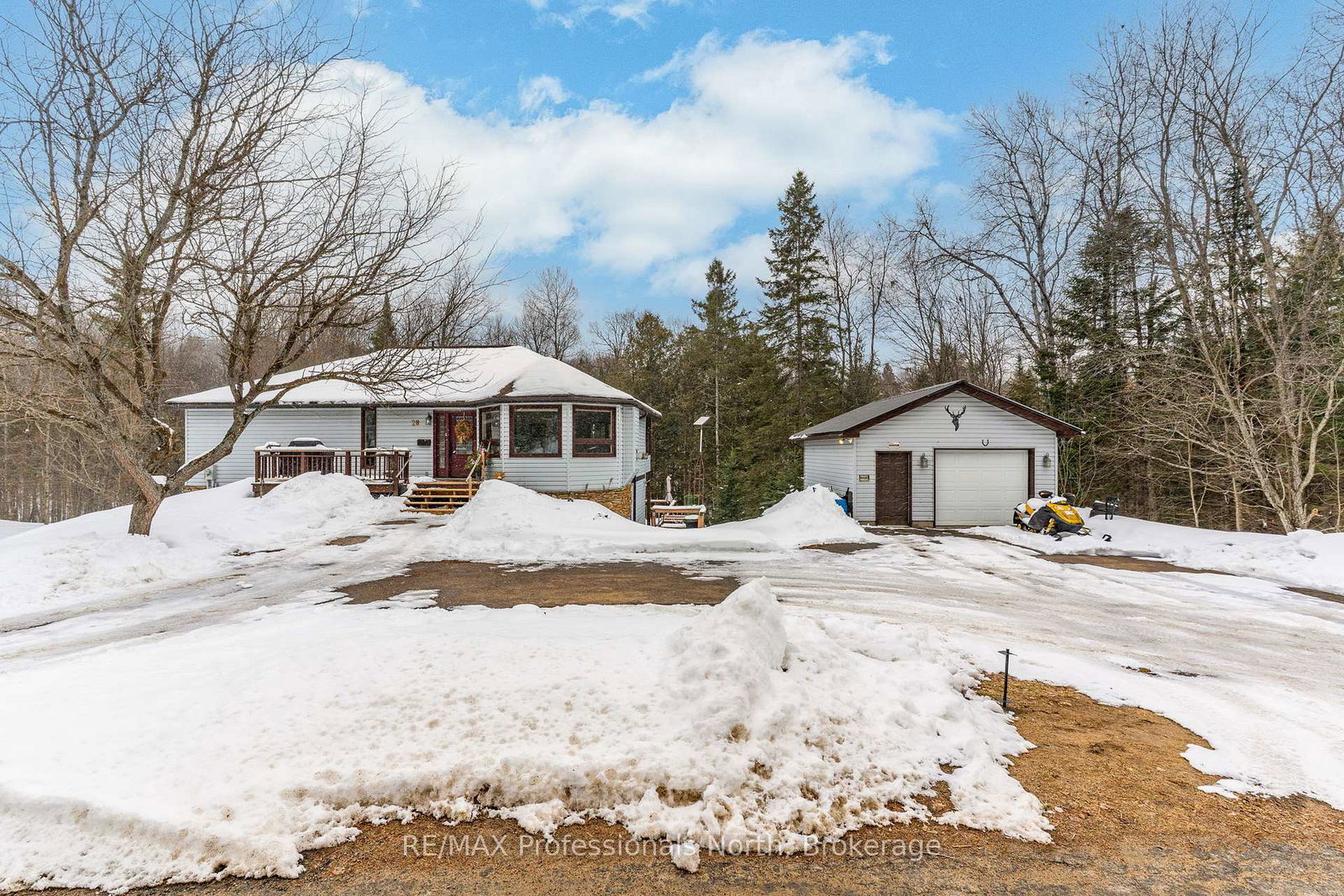 28-independence-street-dysart-et-al-ontario-x12924072