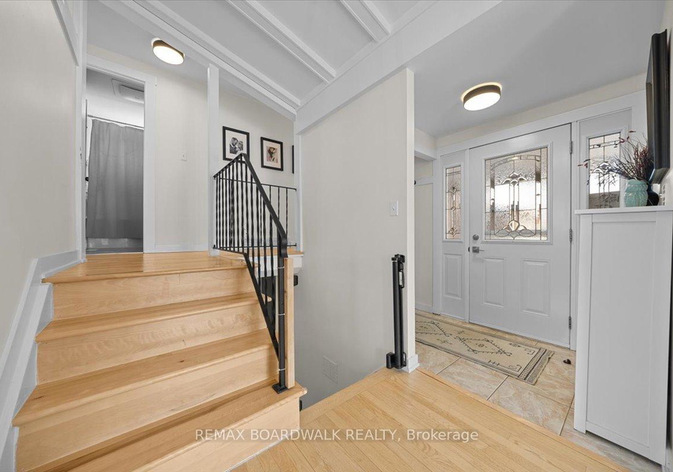 373-hatfield-crescent-ottawa-ontario-x12924286