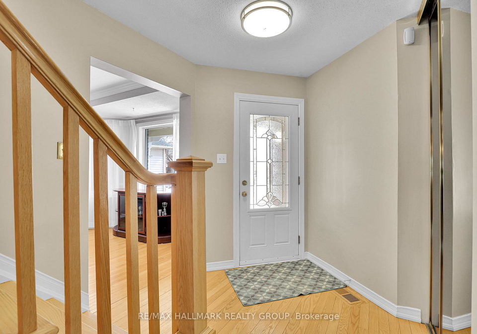 1589-champneuf-drive-ottawa-ontario-x12924402
