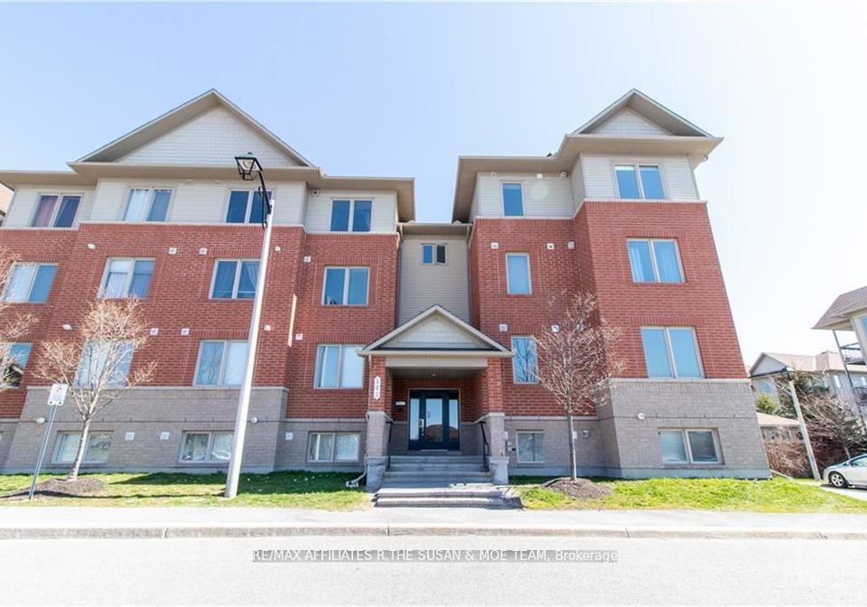 565-stonefield-private-ottawa-ontario-x12924512