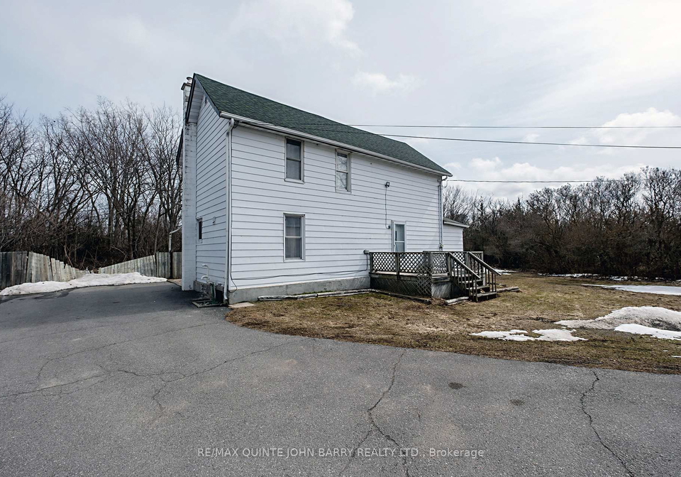 115-dufferin-avenue-quinte-west-ontario-x12924640