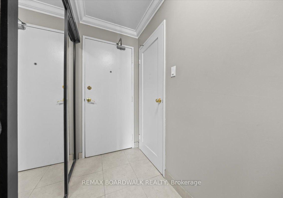 158a-mcarthur-avenue-e-ottawa-ontario-x12924676
