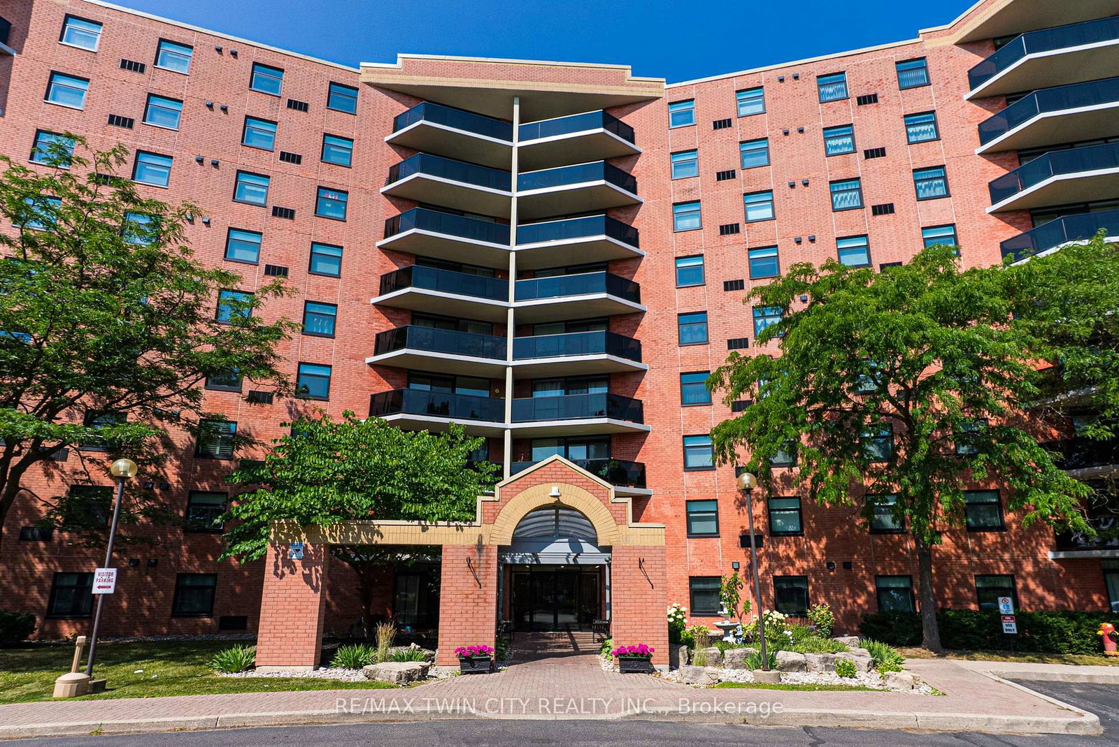 9-bonheur-court-brantford-ontario-x12924698