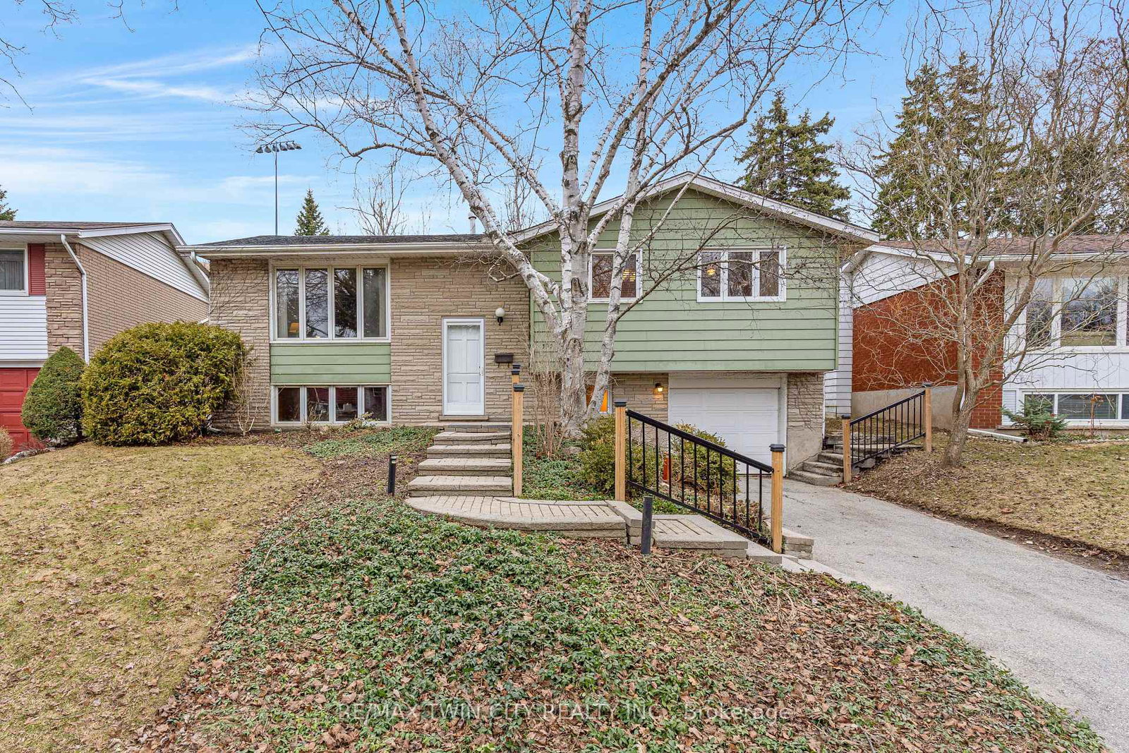 390-tamarack-drive-waterloo-ontario-x12924706
