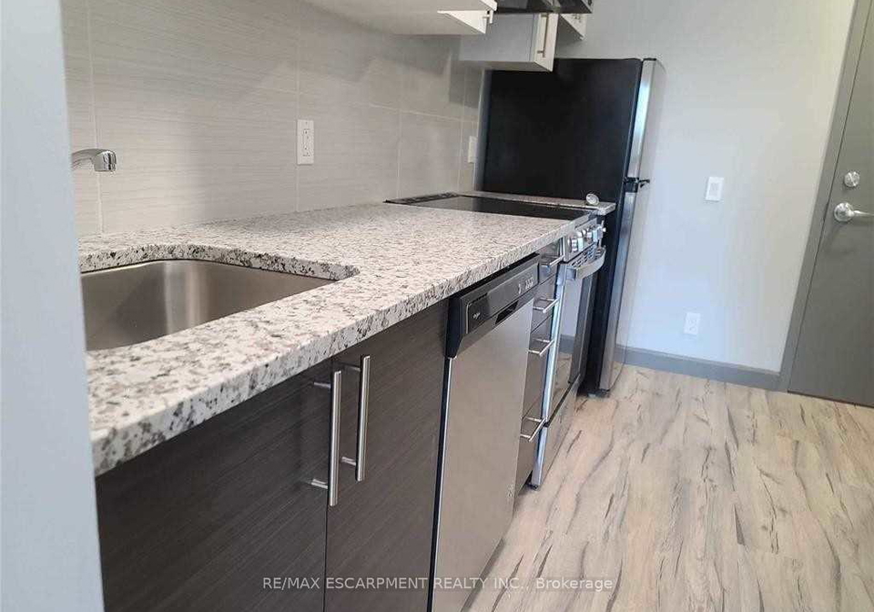 77-leland-street-hamilton-ontario-x12924750