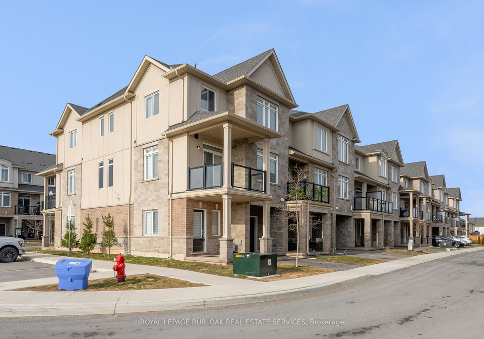 40-zinfandel-drive-hamilton-ontario-x12924998