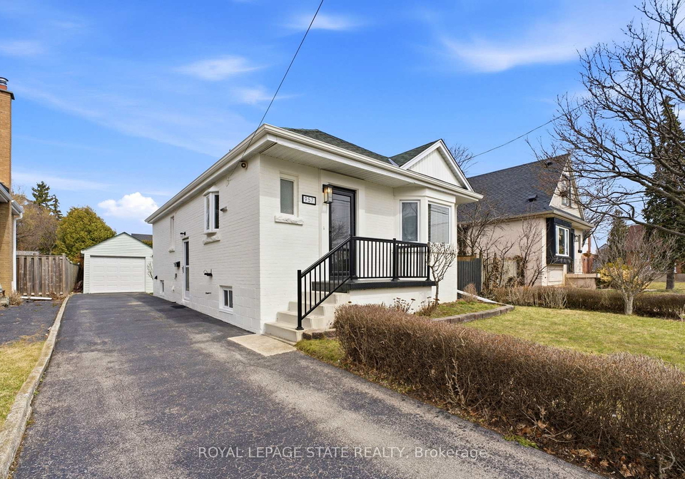 957-queensdale-avenue-e-hamilton-ontario-x12925046