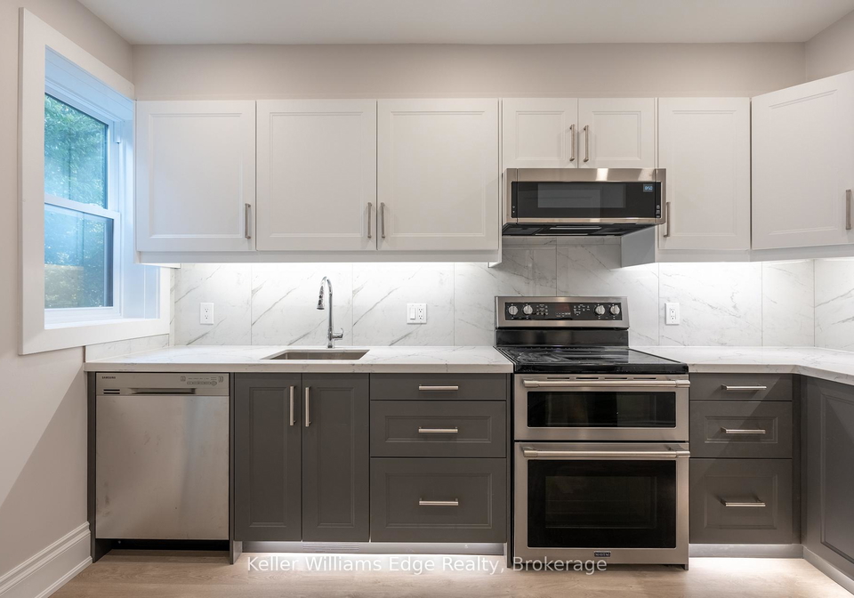 44-haddon-avenue-n-hamilton-ontario-x12925294