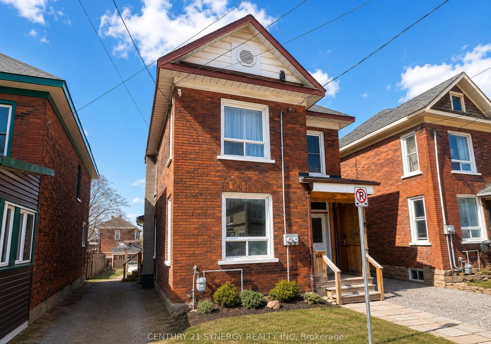 164-chambers-street-smiths-falls-ontario-x12925336