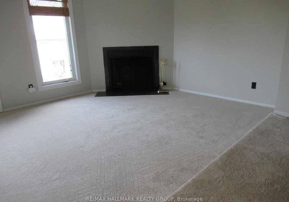 81-lightfoot-place-kanata-ontario-x12925572