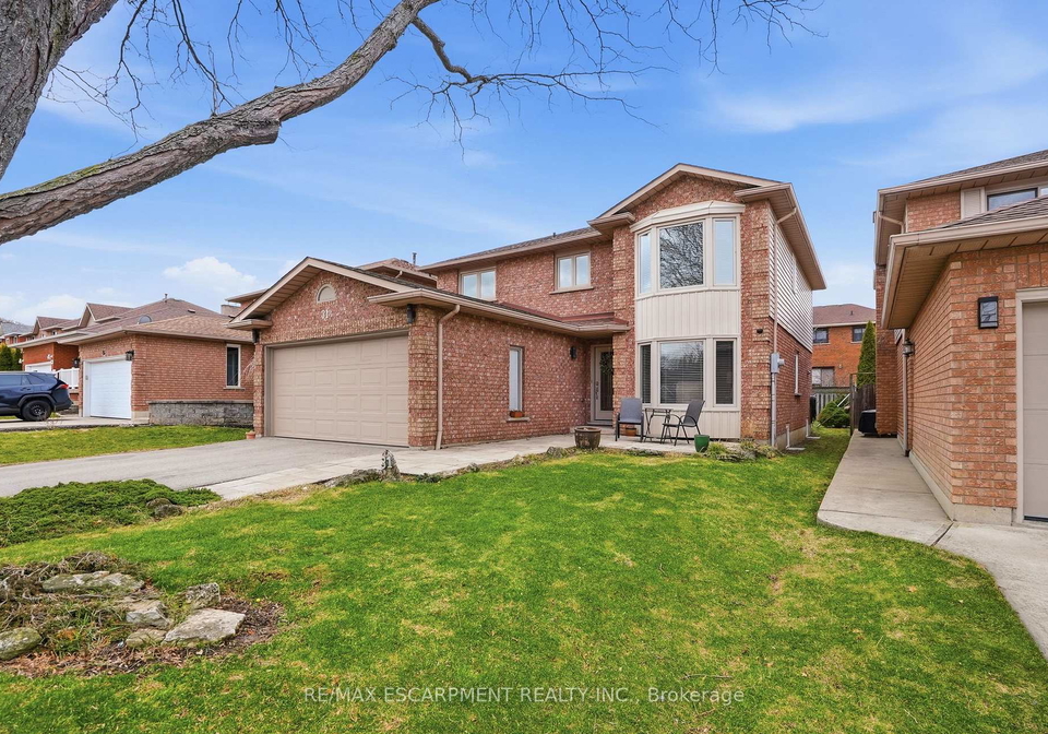 31-republic-avenue-hamilton-ontario-x12925940