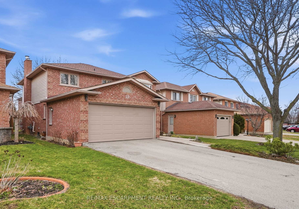 31-republic-avenue-hamilton-ontario-x12925940