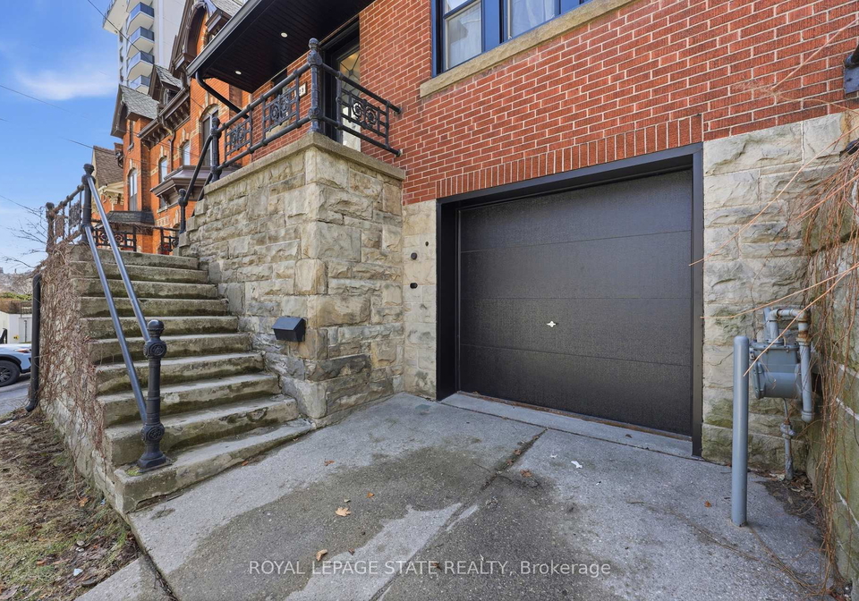 129-jackson-street-w-hamilton-ontario-x12926072