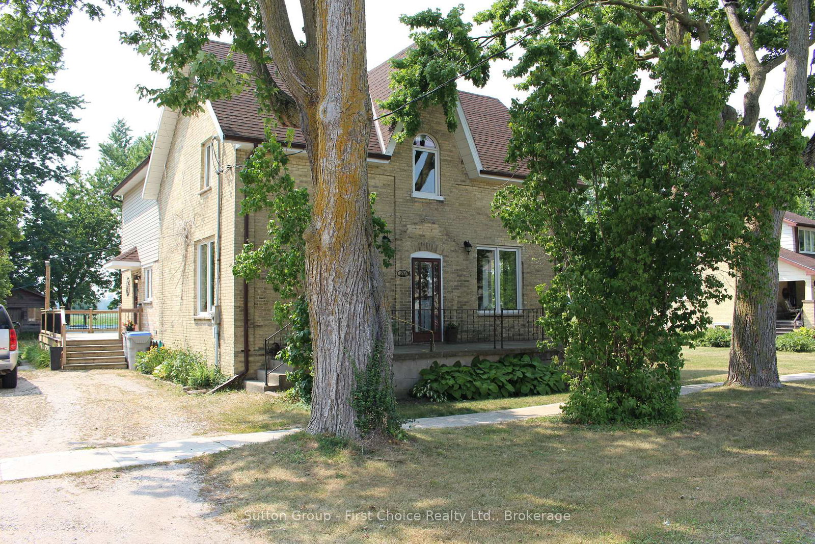 30-king-street-n-south-huron-ontario-x12926280