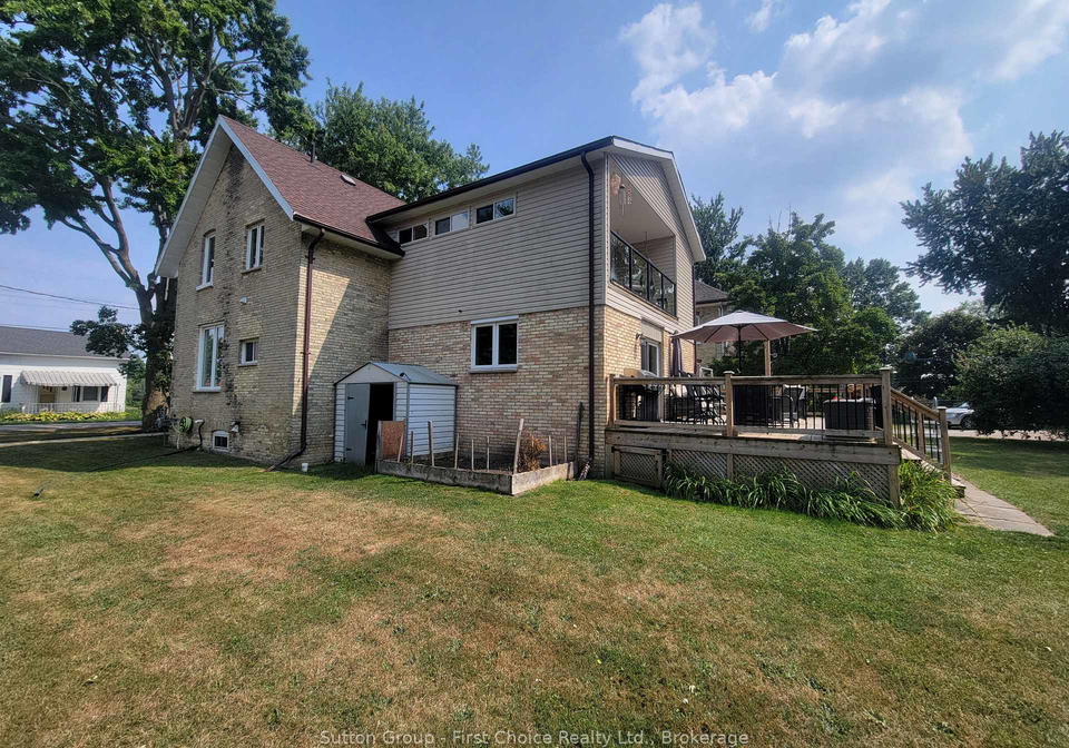 30-king-street-n-south-huron-ontario-x12926280
