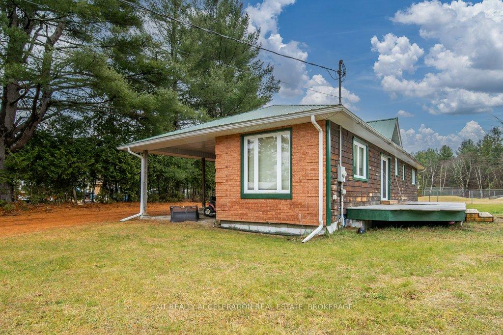 14-west-park-lane-addington-highlands-ontario-x12926430