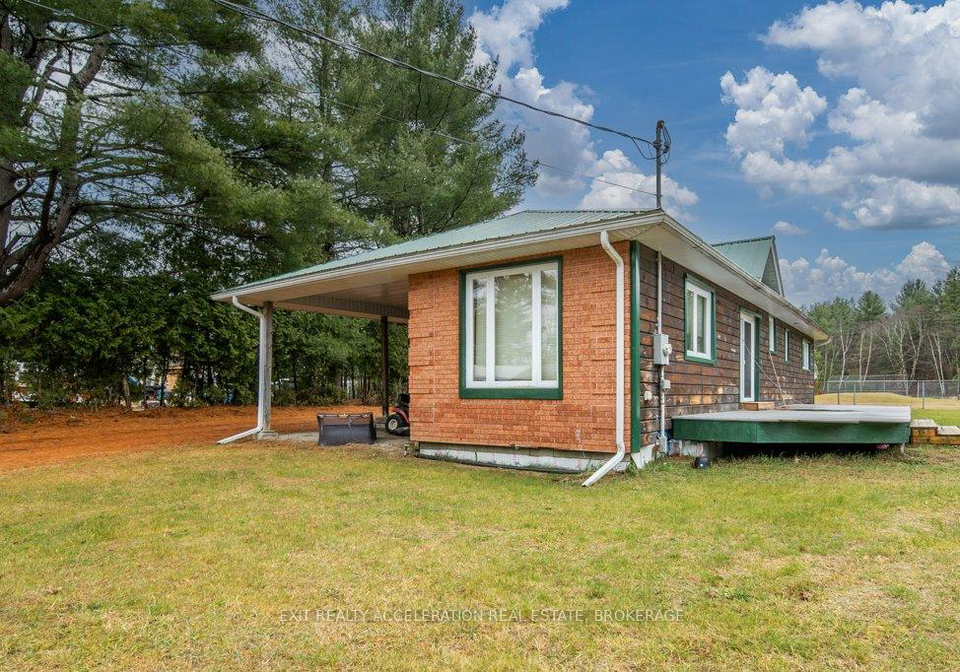14-west-park-lane-addington-highlands-ontario-x12926430
